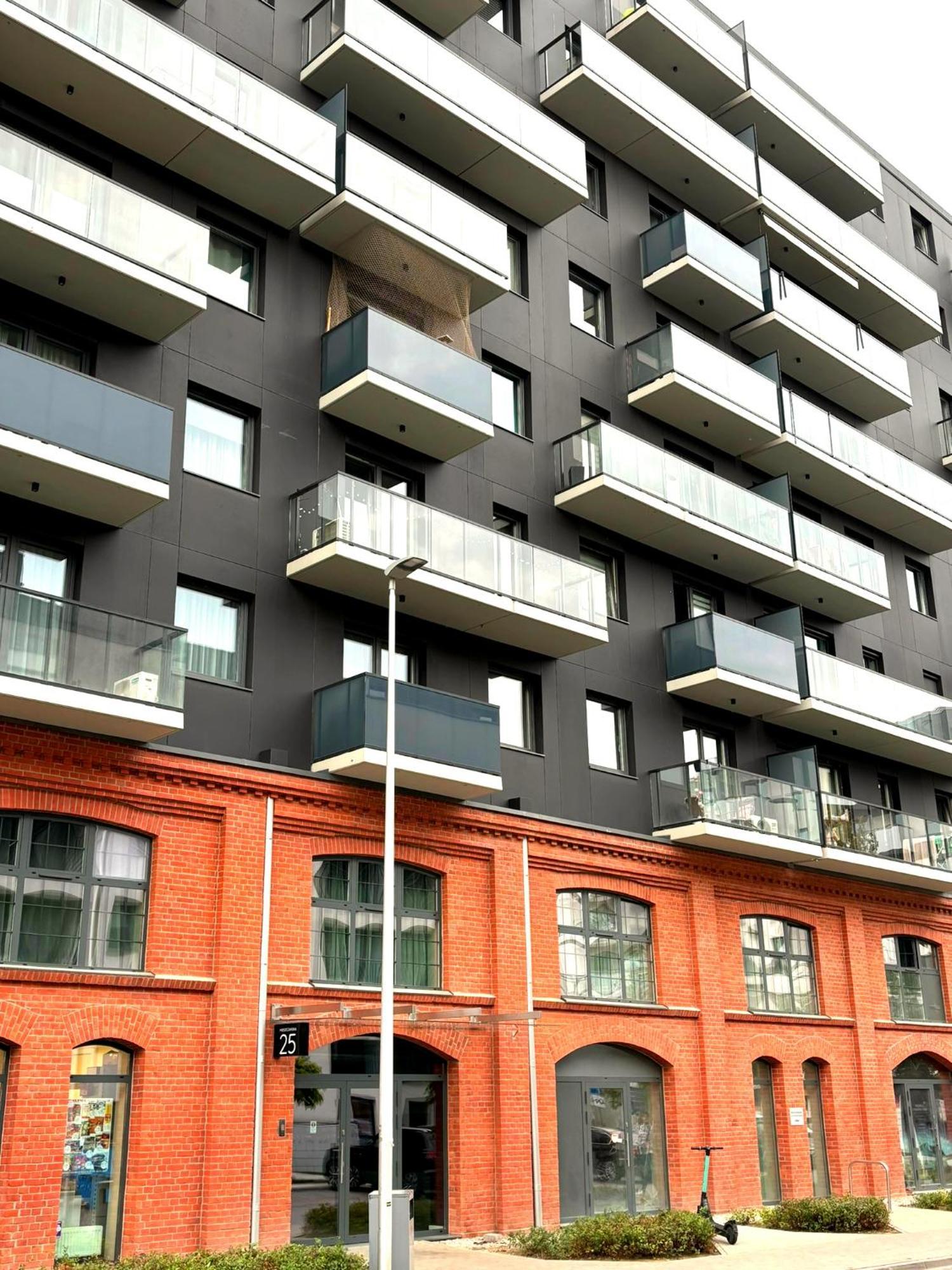 Prime Time Apartament - 24H Check -In - Parking W Cenie Wroclaw Ngoại thất bức ảnh